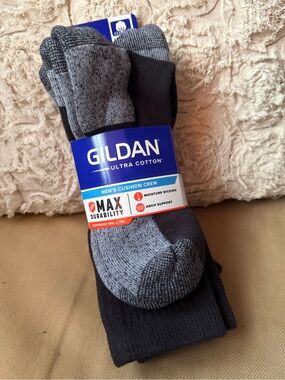 Gildan Men's Cushion Crew Socks - Black & Gray Duo